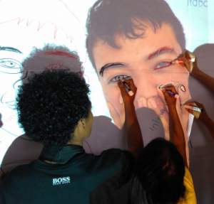 13f19f3d43a0f68a8c7a892aa12b2768_385_370