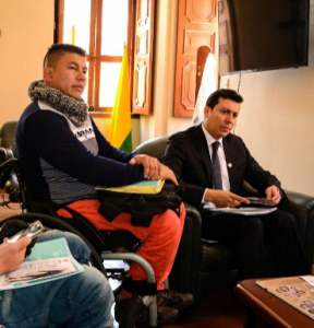 1d837c800dbd84d431eae85cedf74edb_385_370