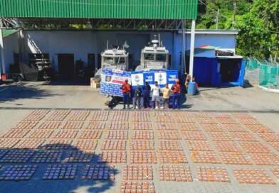 Cayó narcolancha con 2 toneladas de cocaína