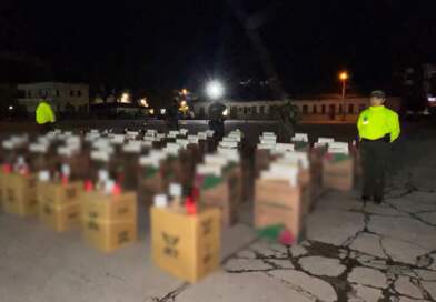 Autoridades incautan 40.750 cajetillas ilegales y un arma en zona rural de Ipiales