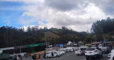 Ecuador reversó arancel del 100 % a importaciones Colombiana y los reduce al 75 %