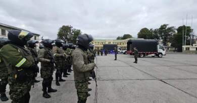 Ejercito mantiene operaciones en 13 municipios de Nariño para combatir grupos armados. Ejercito mantiene operaciones en 13 municipios de Nariño para combatir grupos armados.