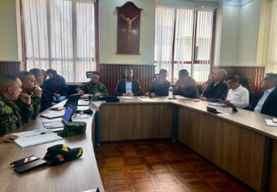 Autoridades analizan situación de orden público en Linares Autoridades analizan situación de orden público en Linares