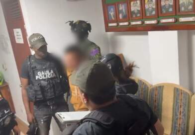 Golpe a la estructura “Iván Ríos”: capturan a cuatro presuntos integrantes Golpe a la estructura “Iván Ríos”: capturan a cuatro presuntos integrantes
